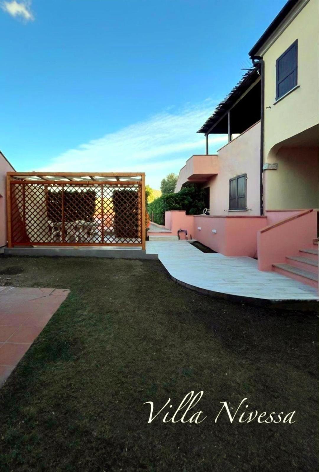 Villa Nivessa San Teodoro  Luaran gambar